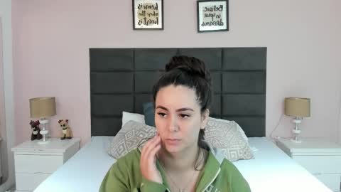 jenner_madison online show from January 15, 2026, 11:26 am