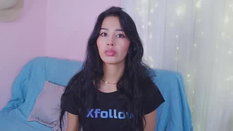 Snapshot of jenner_mills chatting on May 2, 2026, 3:00 am Jenner online show from May 2, 2026, 3:00 am