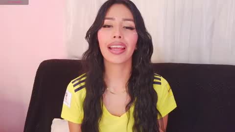 Snapshot of jenner_mills chatting on May 18, 2026, 6:47 pm Jenner online show from May 18, 2026, 6:47 pm