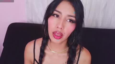 Snapshot of jenner_mills chatting on May 19, 2026, 10:10 am Jenner online show from May 19, 2026, 10:10 am