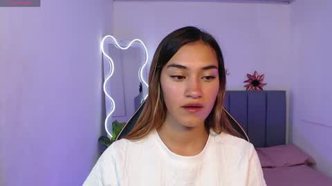Snapshot of jenner_tay chatting on May 21, 2026, 3:24 am jenner online show from May 21, 2026, 3:24 am