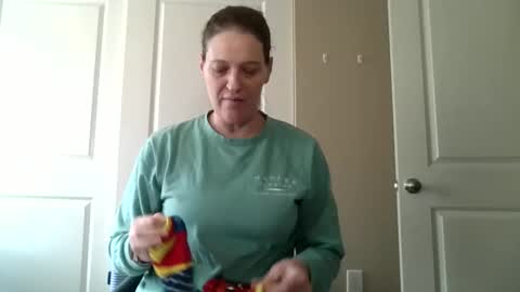 Snapshot of jennibean6996 chatting on January 2, 2025, 6:01 pm Jennibean6996 online show from January 2, 2025, 6:01 pm