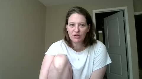 Snapshot of jennibean6996 chatting on January 7, 2025, 2:08 pm Jennibean6996 online show from January 7, 2025, 2:08 pm