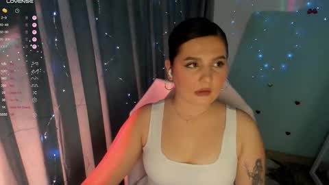 Snapshot of jennie_berry chatting on November 11, 2025, 1:49 am Jennie online show from November 11, 2025, 1:49 am