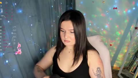 Snapshot of jennie_berry chatting on November 23, 2025, 11:04 pm Jennie online show from November 23, 2025, 11:04 pm