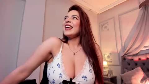 Snapshot of jenniekim_18 chatting on September 24, 2025, 11:13 am Jennie online show from September 24, 2025, 11:13 am