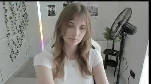 Snapshot of jenniestar chatting on June 6, 2026, 12:21 pm Karla online show from June 6, 2026, 12:21 pm