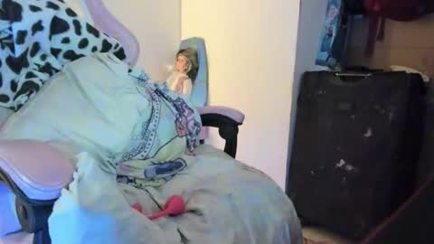 jennifer_bodyy0404 online show from February 3, 2026, 2:53 am