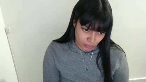 Snapshot of jennifer_oliveira chatting on September 11, 2025, 8:36 am Jenn 3 online show from September 11, 2025, 8:36 am