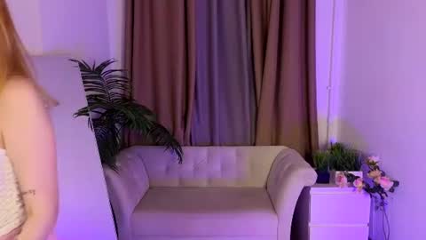Snapshot of jennifer_shy_ chatting on June 20, 2026, 11:13 am Jennifer online show from June 20, 2026, 11:13 am