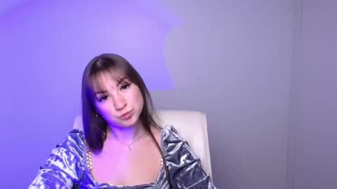 Jennifer online show from December 18, 2024, 10:19 am