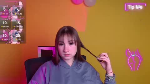 Jennifer online show from February 25, 2025, 9:53 am