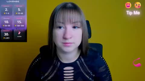 Jennifer online show from September 19, 2025, 5:42 am