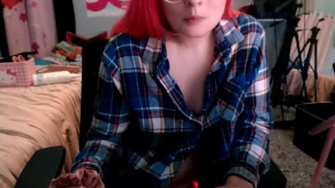 Snapshot of jennifergwen chatting on October 28, 2025, 5:00 am Jennifer Gwen online show from October 28, 2025, 5:00 am