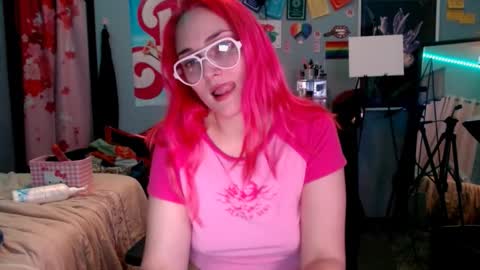 Snapshot of jennifergwen chatting on October 31, 2025, 1:39 am Jennifer Gwen online show from October 31, 2025, 1:39 am