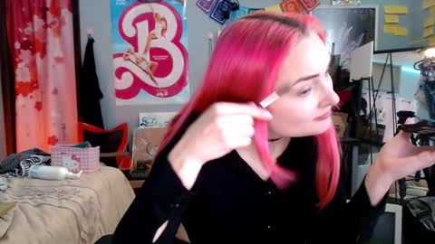 Jennifer Gwen online show from November 26, 2025, 2:45 am