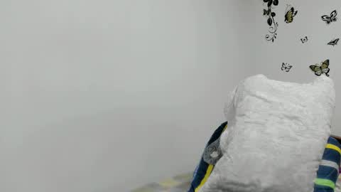 Snapshot of jenniferloveyou chatting on March 7, 2026, 10:23 am jenniferloveyou online show from March 7, 2026, 10:23 am