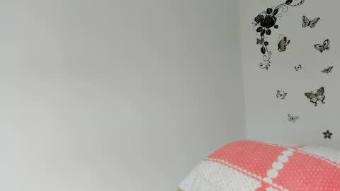 Snapshot of jenniferloveyou chatting on April 14, 2026, 4:46 pm jenniferloveyou online show from April 14, 2026, 4:46 pm