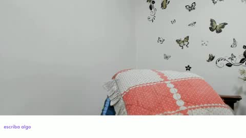 Snapshot of jenniferloveyou chatting on May 17, 2026, 5:20 pm jenniferloveyou online show from May 17, 2026, 5:20 pm