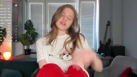 Snapshot of jenniferrakow chatting on June 8, 2026, 7:09 am Sofia online show from June 8, 2026, 7:09 am