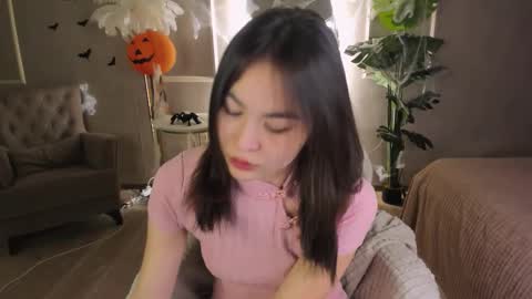 Snapshot of jennimurr chatting on November 2, 2025, 1:35 pm Jenni online show from November 2, 2025, 1:35 pm