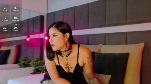 Snapshot of jennvalk chatting on December 5, 2025, 11:30 am Jenn online show from December 5, 2025, 11:30 am