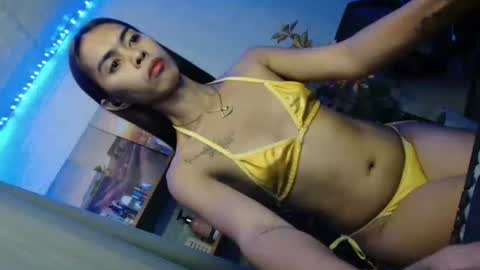 Snapshot of jenny20_xxx chatting on May 19, 2026, 10:38 pm PRETTY JENNY online show from May 19, 2026, 10:38 pm