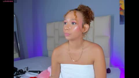 Snapshot of jenny__lawrence chatting on April 11, 2026, 7:45 am jenny__lawrence online show from April 11, 2026, 7:45 am