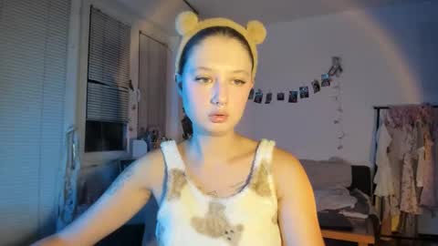 Snapshot of jenny_cox_love chatting on November 2, 2025, 7:27 pm Jennifer Jenny Darling   online show from November 2, 2025, 7:27 pm