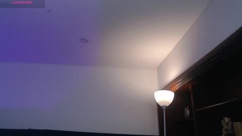 Jenny  online show from December 17, 2025, 12:44 pm