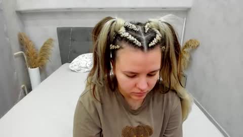 Jenny online show from February 20, 2026, 1:13 am