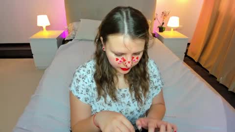 Jenny online show from April 1, 2026, 9:21 am