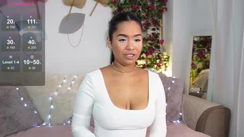 Snapshot of jenny_roberts96 chatting on January 22, 2025, 7:56 pm Jenny Roberts online show from January 22, 2025, 7:56 pm