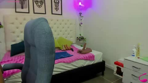Snapshot of jenny_stark chatting on April 21, 2026, 11:05 am jenny_stark online show from April 21, 2026, 11:05 am