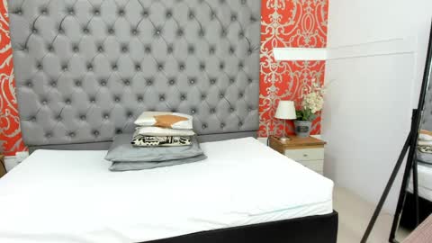 jenny_towers online show from April 12, 2026, 3:11 am