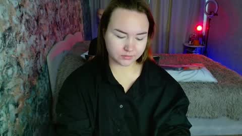 Jenny online show from November 5, 2025, 3:28 am