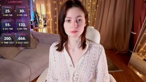 jennyfer_me online show from December 15, 2025, 11:36 am