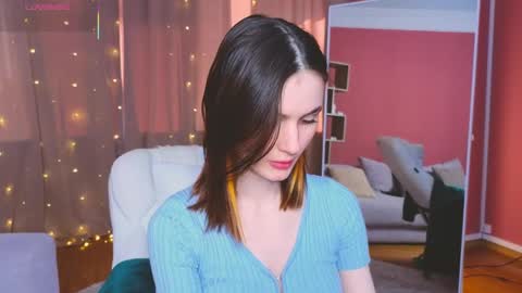 jennyfer_me online show from April 15, 2026, 12:23 pm