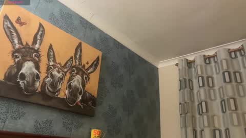 JennyHazel online show from October 27, 2025, 6:45 pm