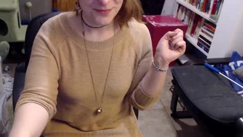 Snapshot of jennyneeds chatting on December 28, 2024, 5:33 am theChloeStar online show from December 28, 2024, 5:33 am