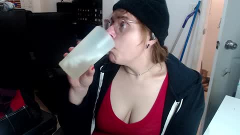 theChloeStar online show from December 1, 2025, 2:16 am