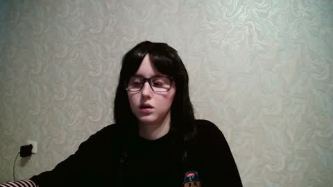 JennyOlset online show from March 10, 2025, 12:48 pm