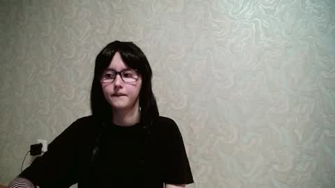 JennyOlset online show from September 11, 2025, 12:33 am
