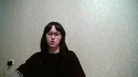 Snapshot of jennyolset chatting on June 16, 2026, 11:46 am JennyOlset online show from June 16, 2026, 11:46 am