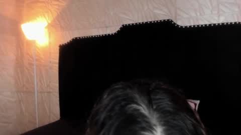  Jenny  online show from November 17, 2025, 11:05 am