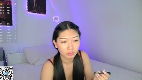 Snapshot of jennysilk chatting on May 30, 2026, 8:11 am Jenny online show from May 30, 2026, 8:11 am