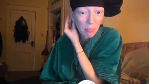 Jenn -  come to my onlyfans online show from November 28, 2025, 3:58 pm