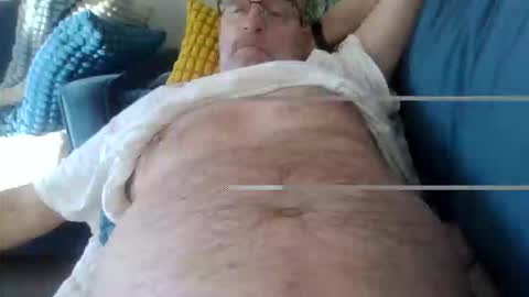 jens19651 online show from April 2, 2026, 6:33 am