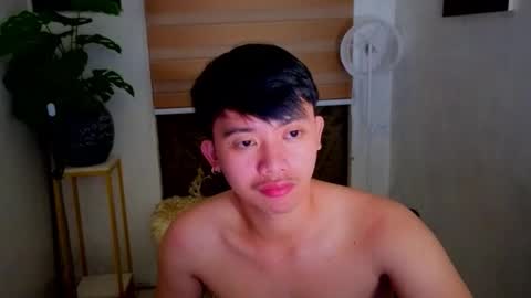 Snapshot of jeppie_ chatting on December 4, 2025, 4:38 pm jeppie online show from December 4, 2025, 4:38 pm