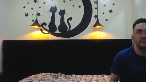 Snapshot of jeremmyandstacy chatting on January 31, 2025, 9:37 pm Jeremmyandstacy online show from January 31, 2025, 9:37 pm
